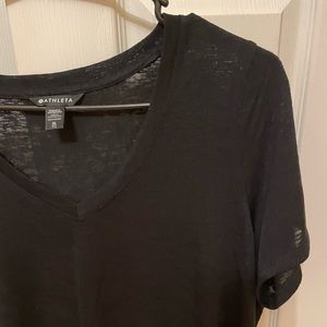 NWOT - Breezy Scoop V-neck Tee